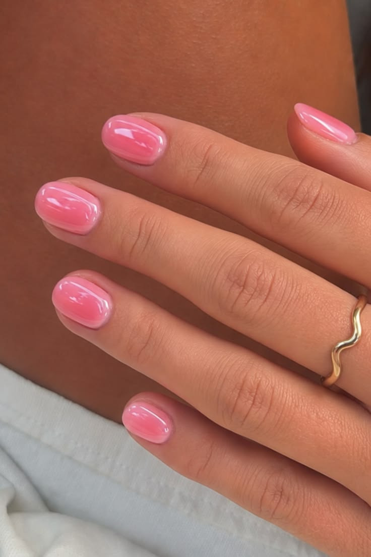 short-pink-nails.jfif