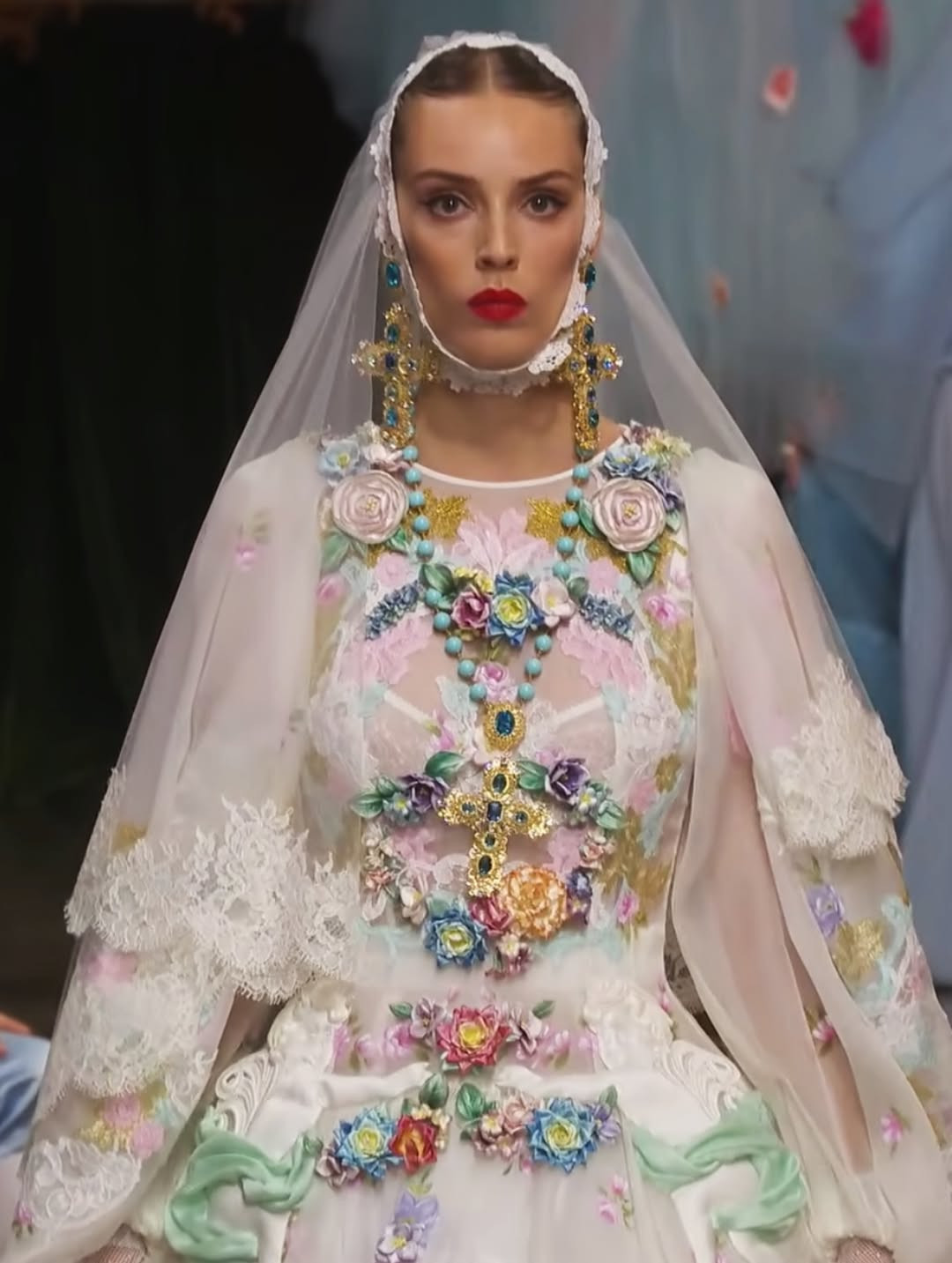 taormina-becomes-the-stage-sicily-turns-into-haute-couture-between-history-light-and-craftsm-1.jpg