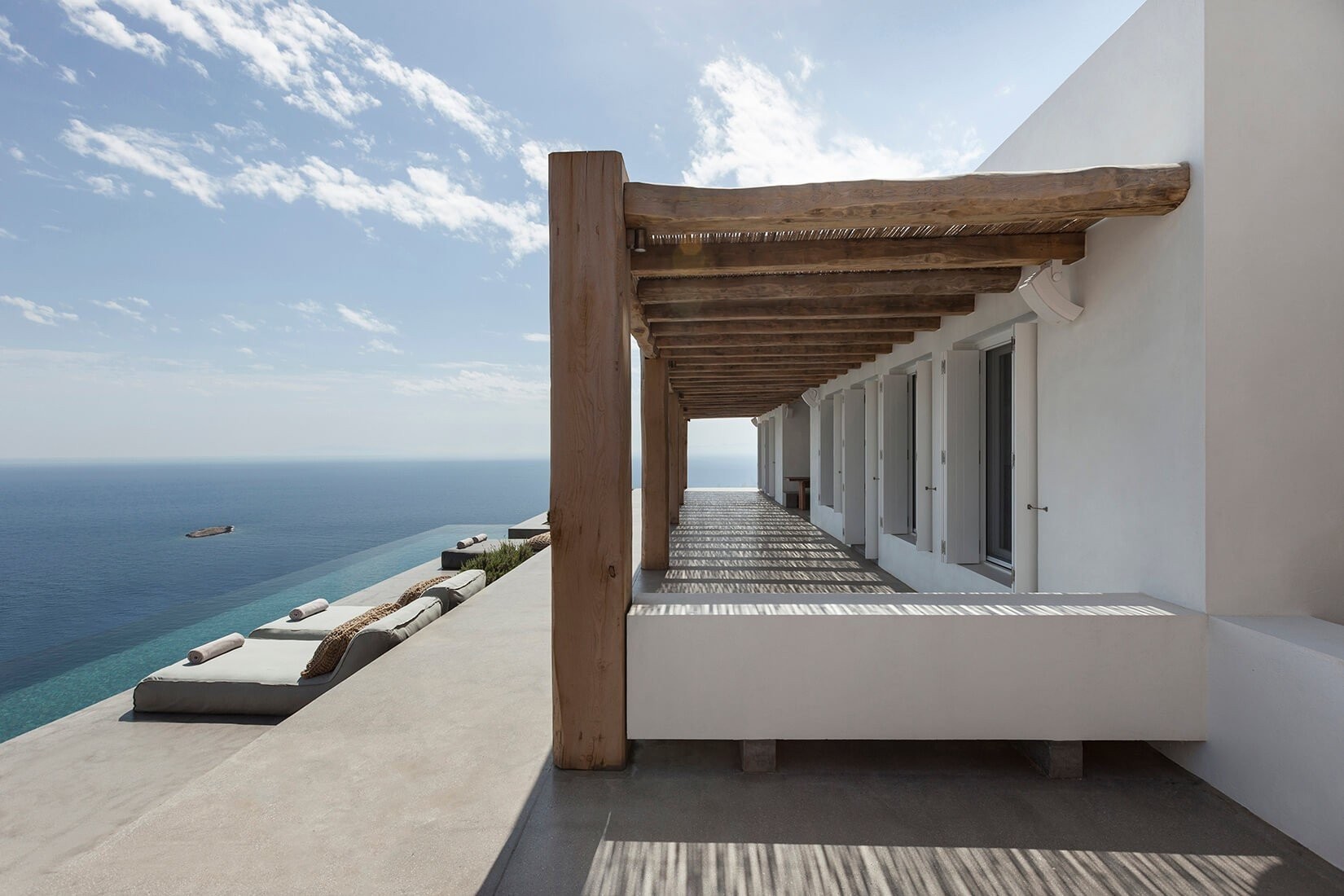 block722-architects-residence-in-syros-i-pergola-1.jpg
