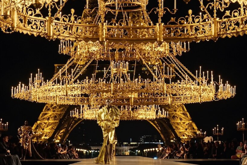 monumental-chandeliers-yves-saint-laurent-trocadero-paris-anthony-vaccarello-1.jpg