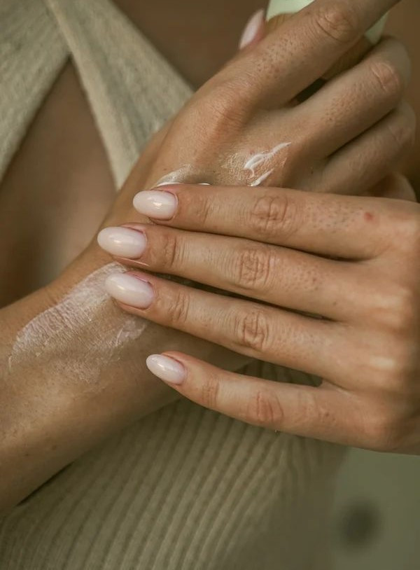 why-hand-cream-should-be-a-non-negotiable-in-your-daily-routine-1.jpg
