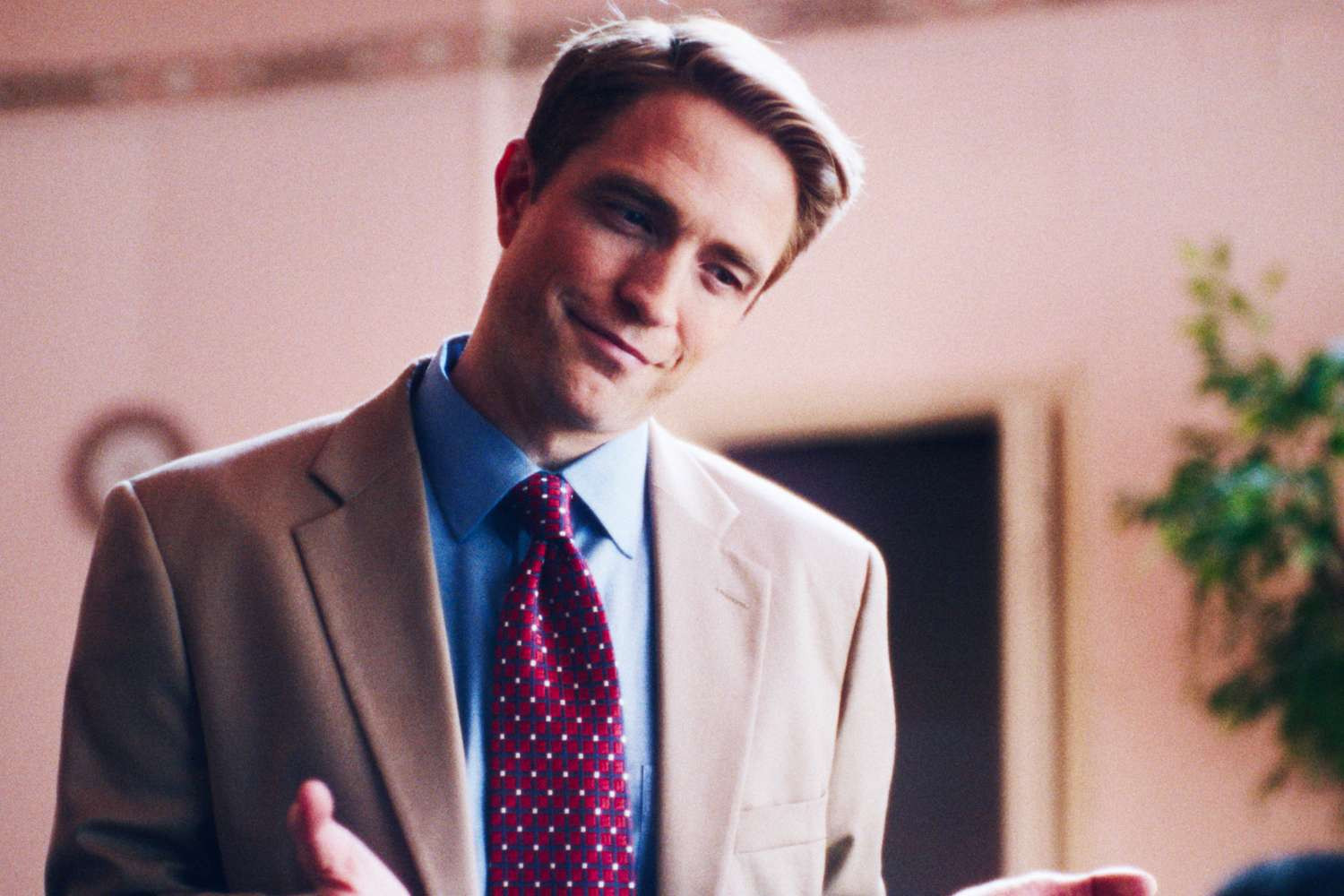 robert-pattinson-primetime-090126-831e7d7f4e9244f5866fa7e9ac29479b.jpg