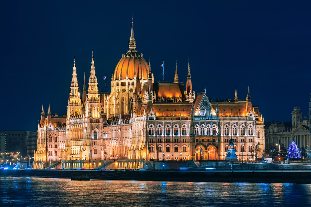 shutterstock-1892634778.jpg