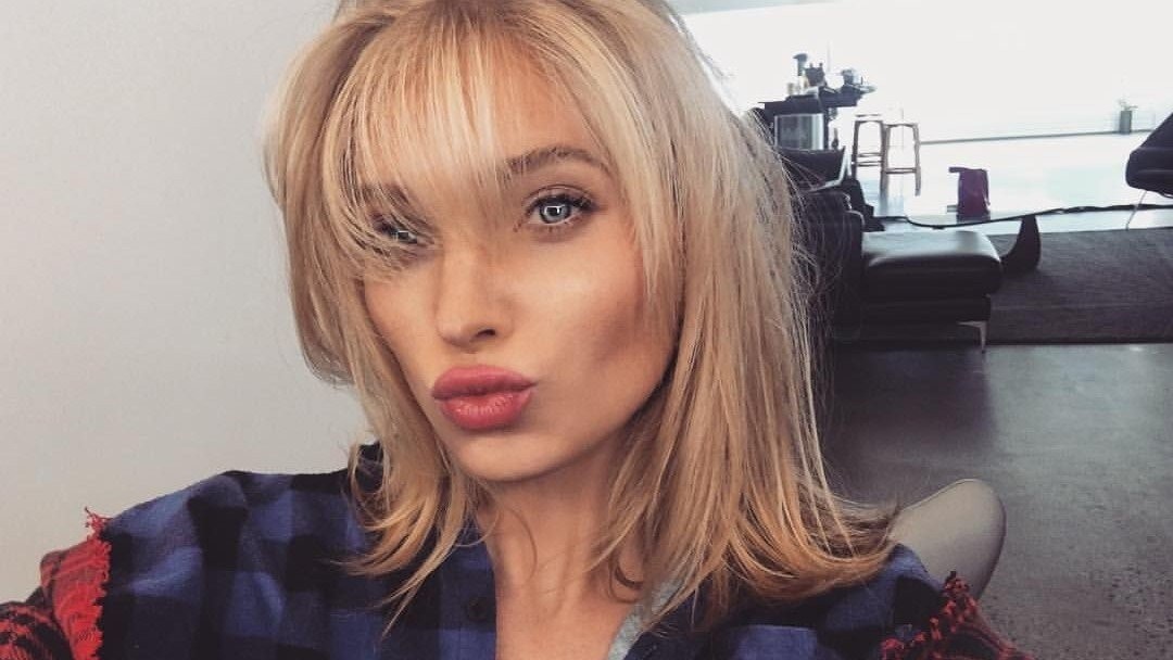 elsa-hosk-bangs.jpg