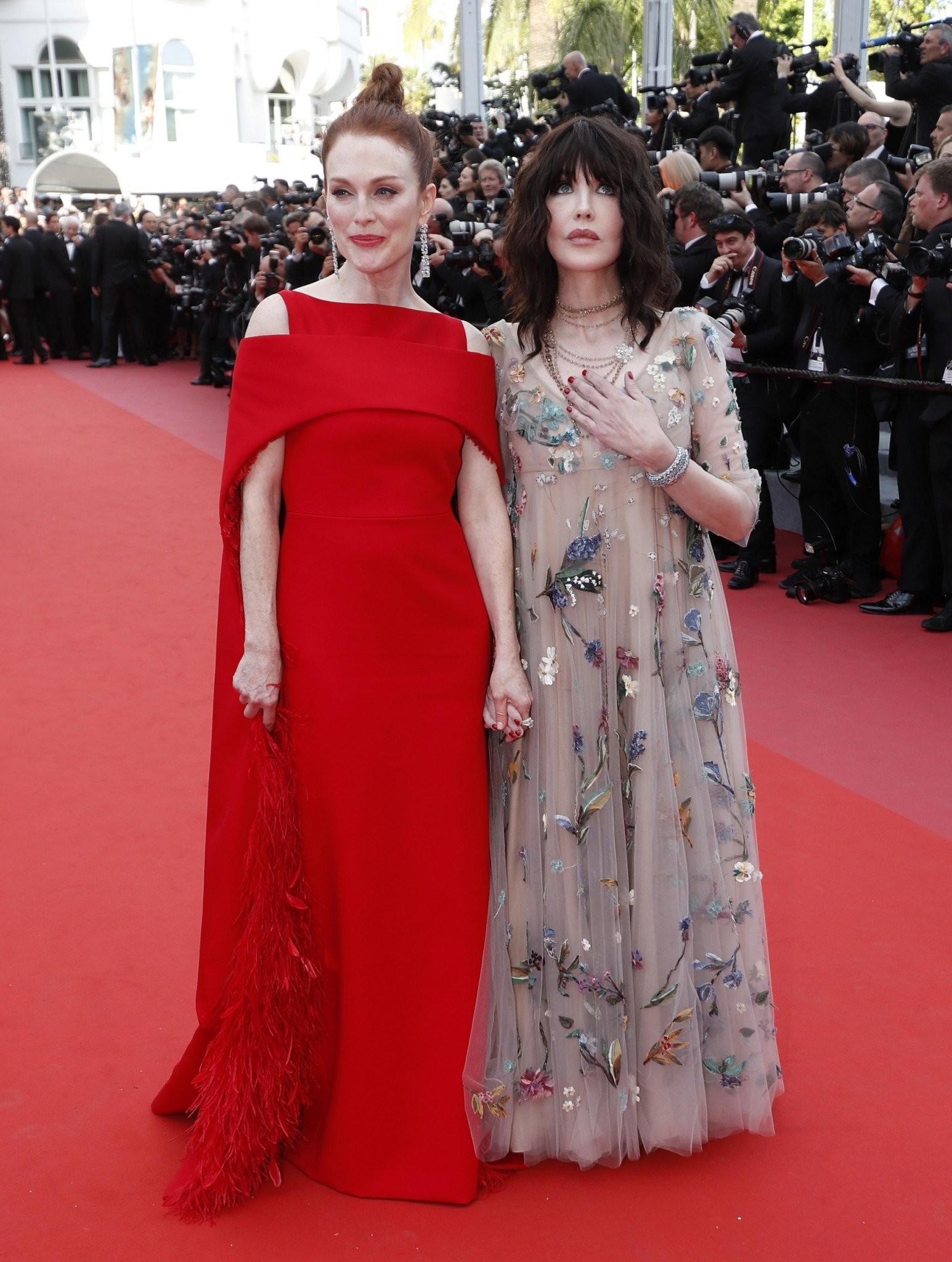 julianne-moore-and-isabelle-adjani.jpg