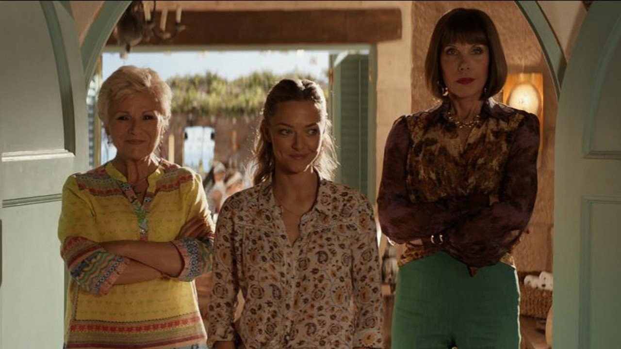 la-et-mn-mamma-mia-here-we-go-again-trailer.jpg