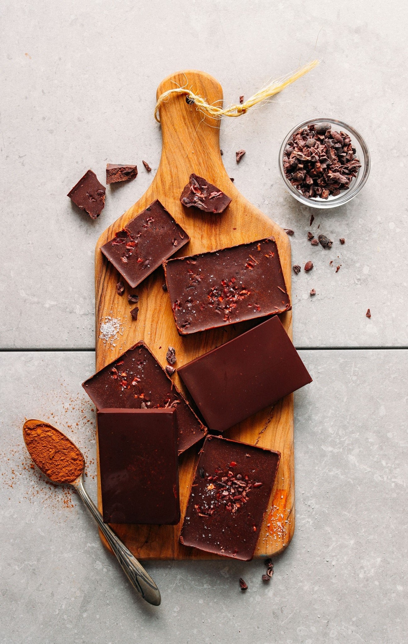 my-favorite-diy-vegan-dark-chocolate-5-ingredients-naturally-sweetened-so-creamy-and-rich-vegan-plantbased-dessert-healthy-recipe-glutenfree-chocolate-6.jpg