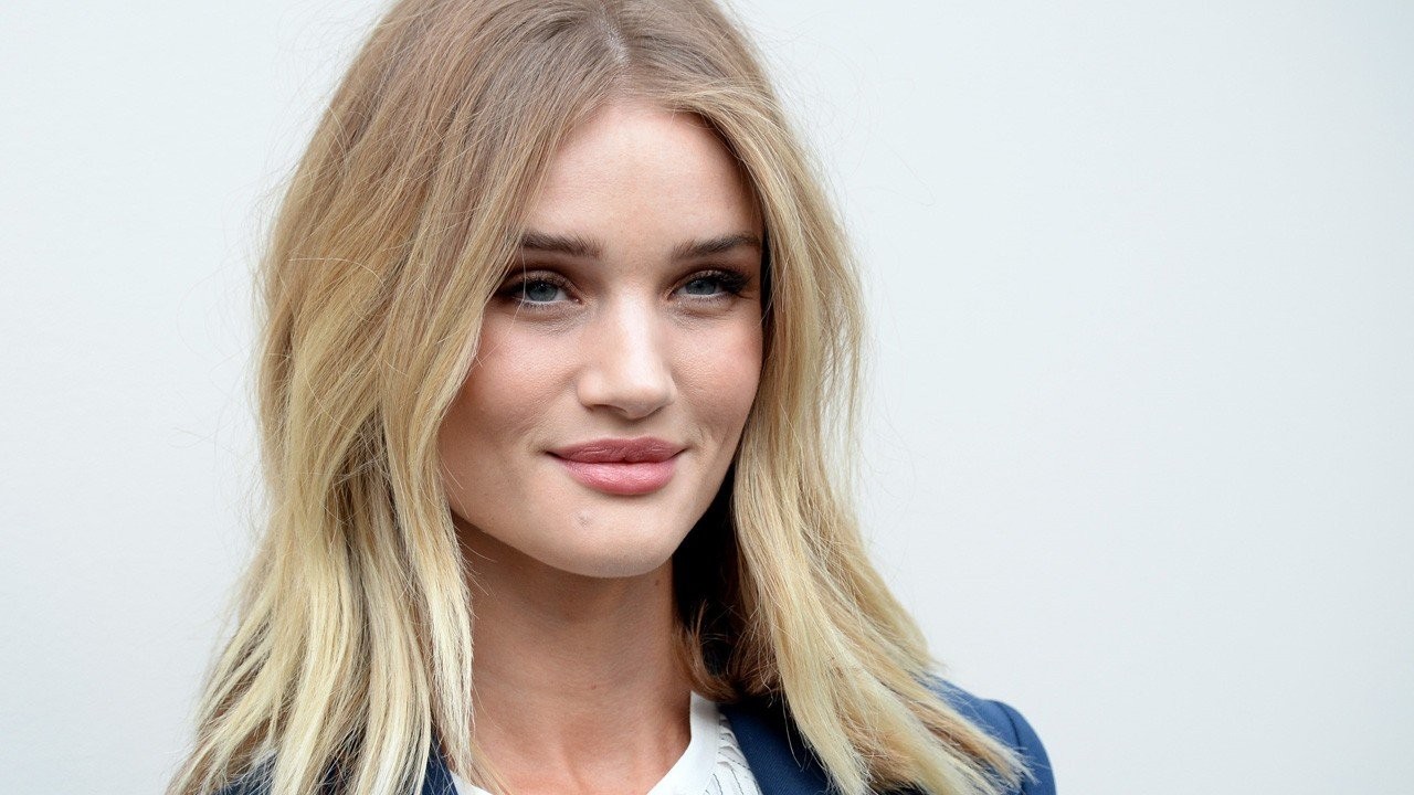 rosie-huntington-whiteley.jpg rosie-huntington-whiteley.jpg