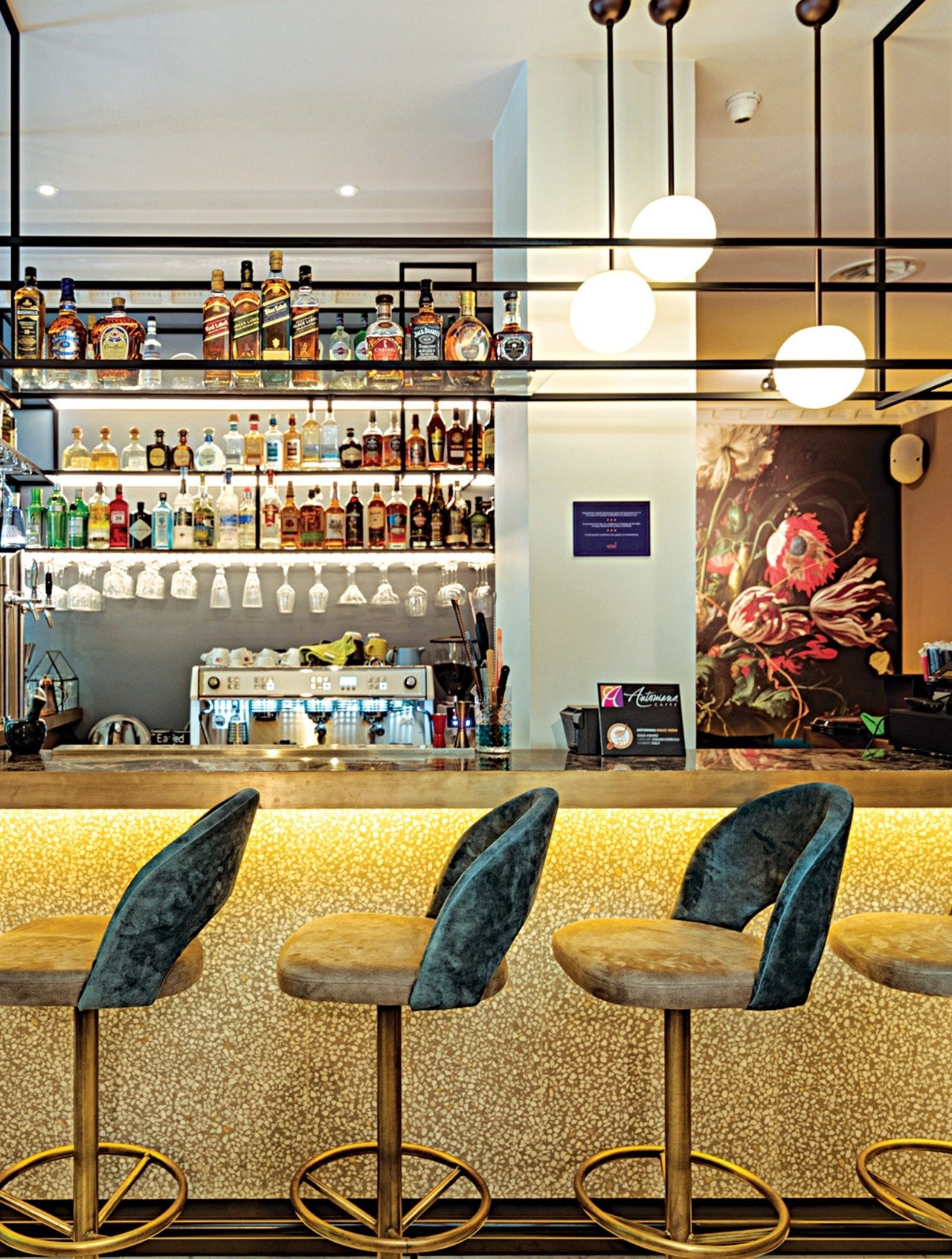 maemani-coCWx.jpg maemani-coCWx.jpg