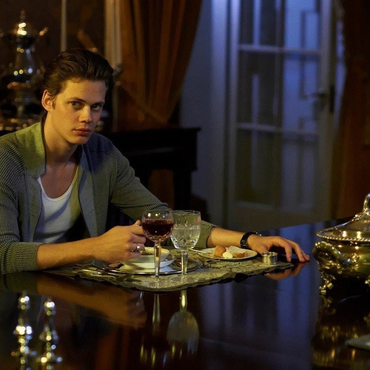 bill-skarsgard-hemlock-grove.jpg
