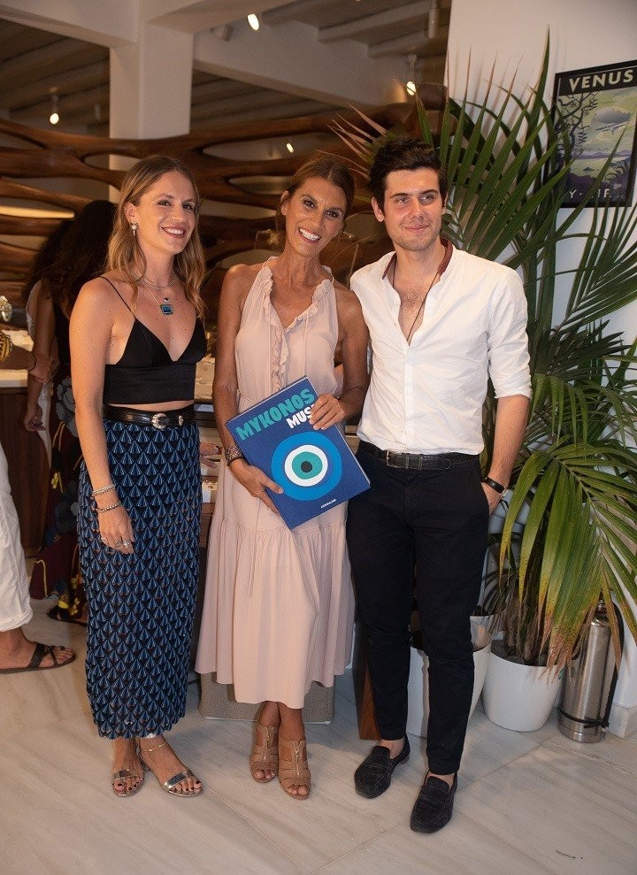 eugenie-niarchos-lizy-manola-alex-assouline.jpg eugenie-niarchos-lizy-manola-alex-assouline.jpg