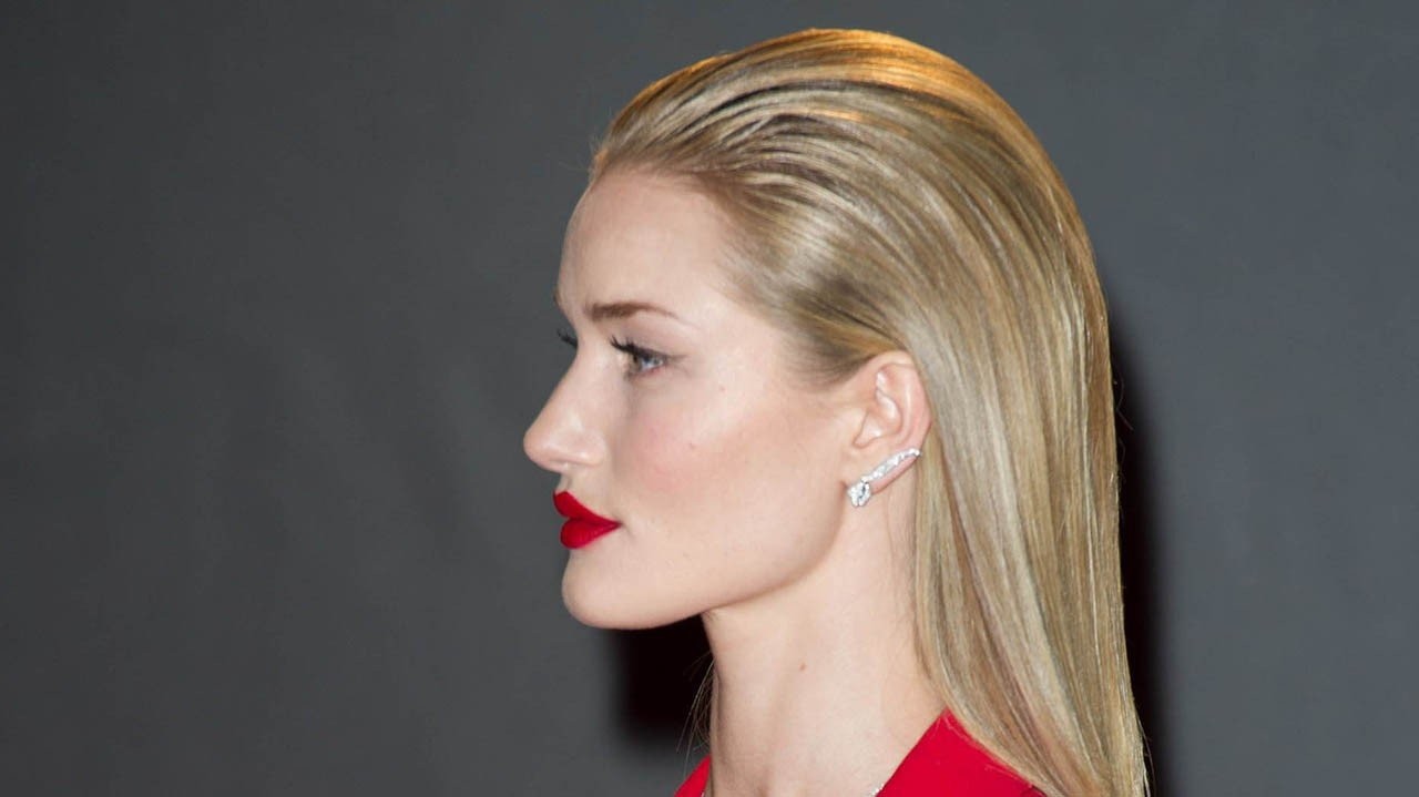 rosie-huntington-whiteley-at-2013-british-fashion-awards-slicked-back-hair.jpg rosie-huntington-whiteley-at-2013-british-fashion-awards-slicked-back-hair.jpg