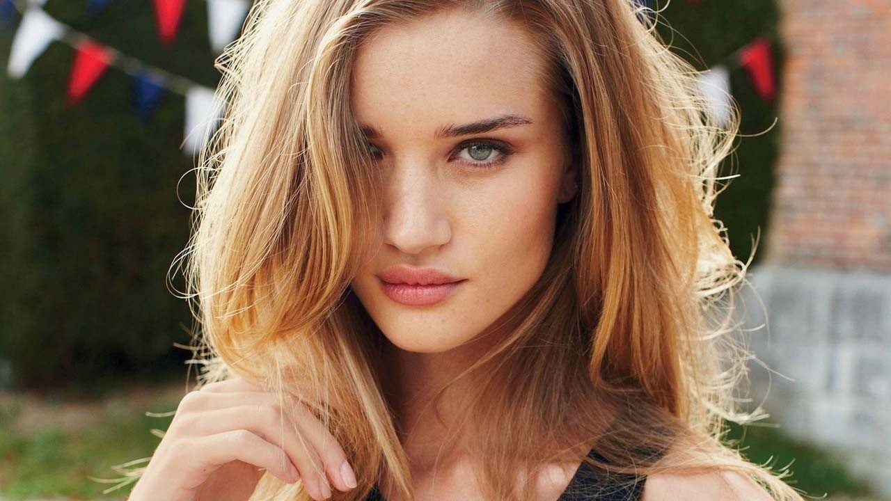 rosie-huntington-whiteley.jpg