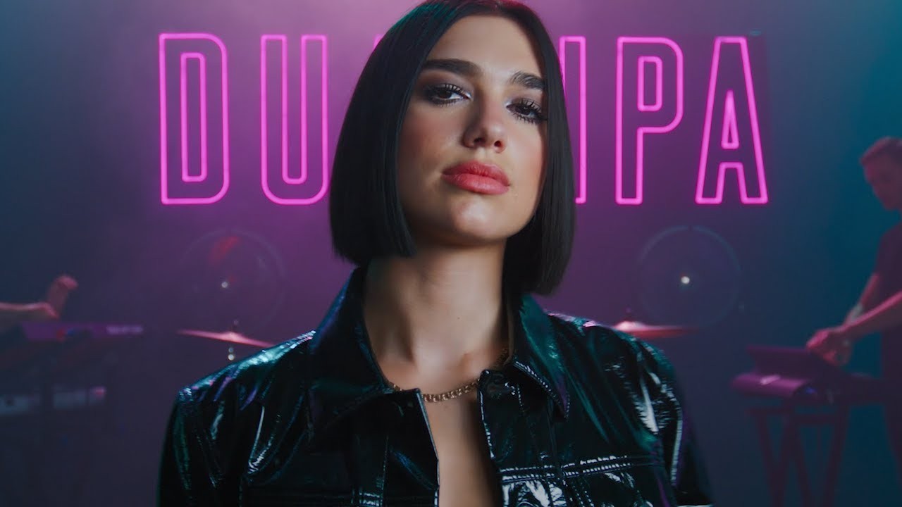 dua-lipa-glass-hair.jpg