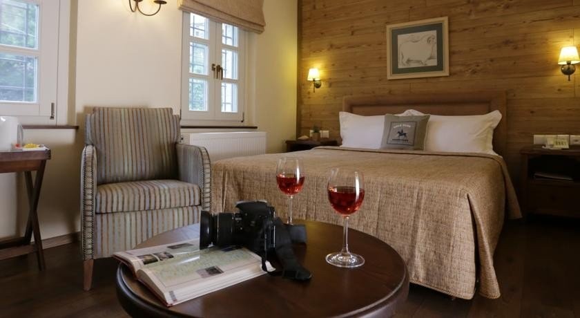 gamila-rocks.jpg gamila-rocks.jpg