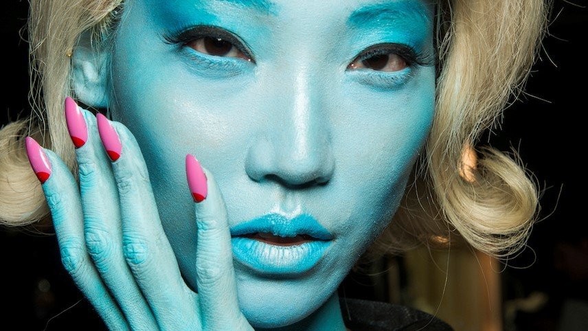 moschino-nails-aw18.jpg moschino-nails-aw18.jpg