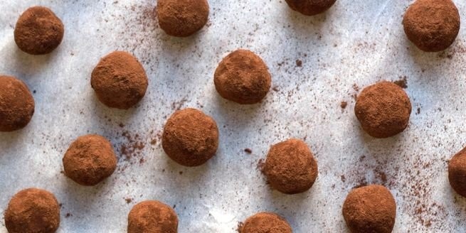 recipe-amaretti-truffles.jpg