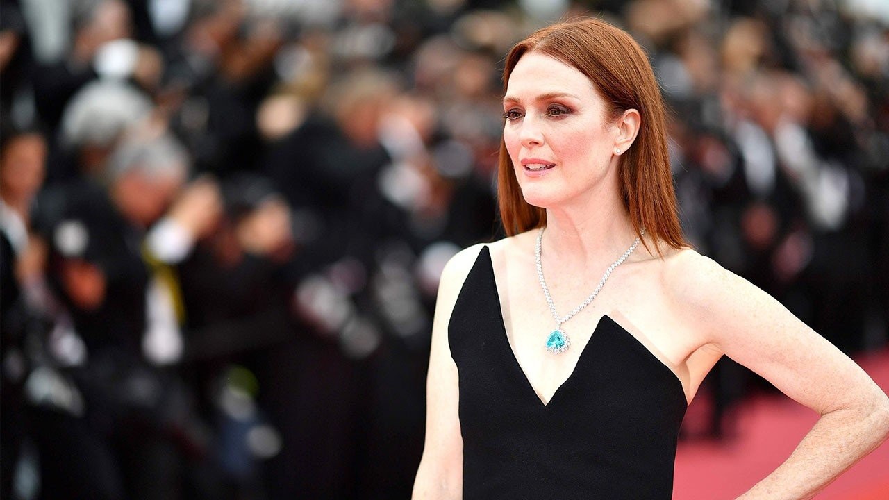 julianne-moore-hair.jpg julianne-moore-hair.jpg