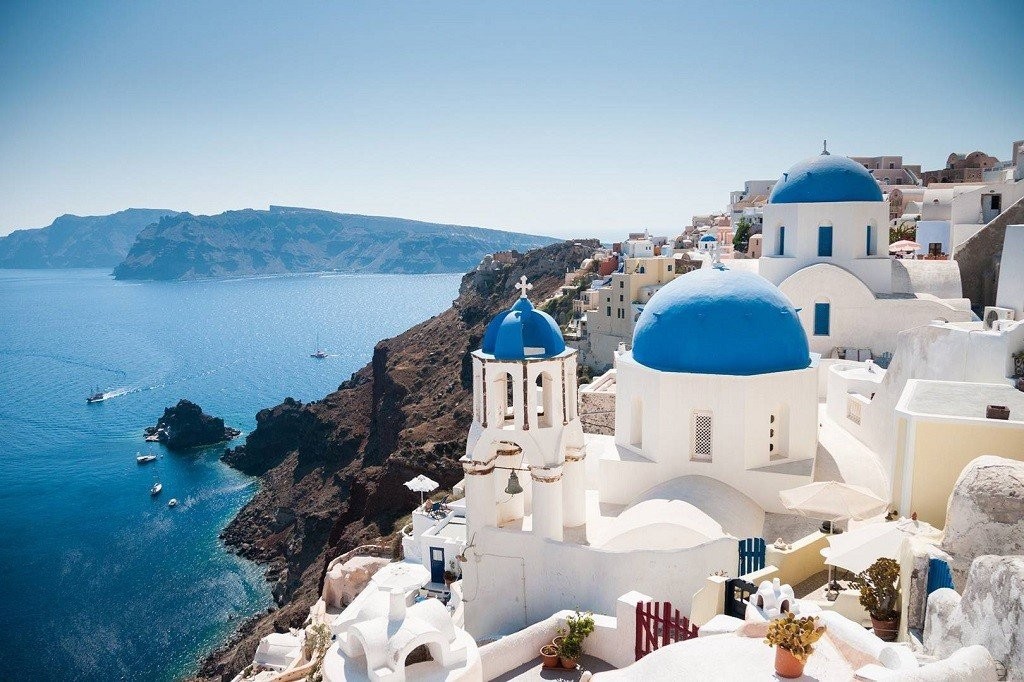 santorini.jpg