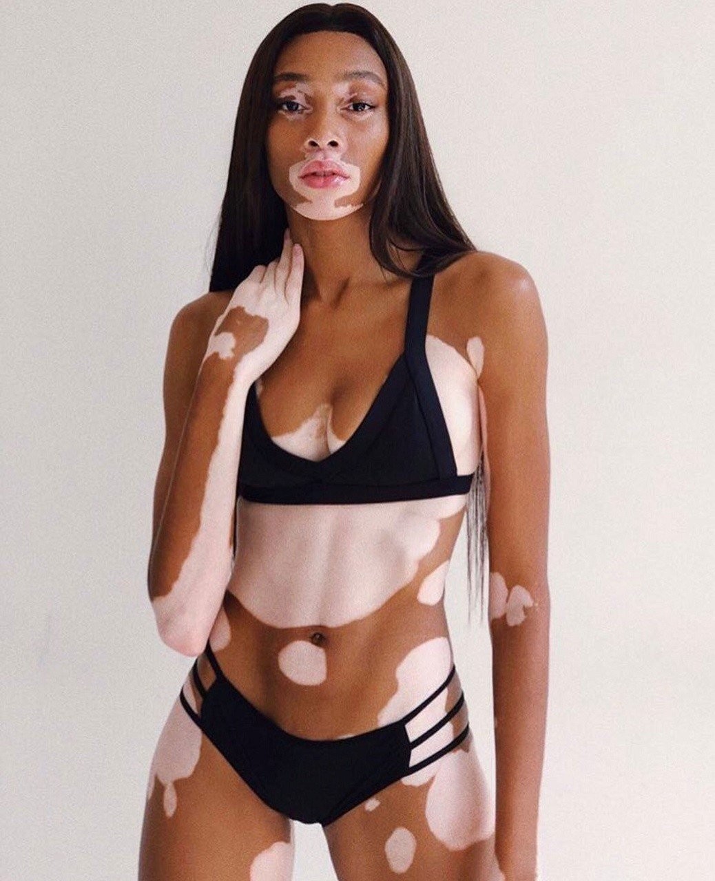 winnie-harlow-vs.jpg