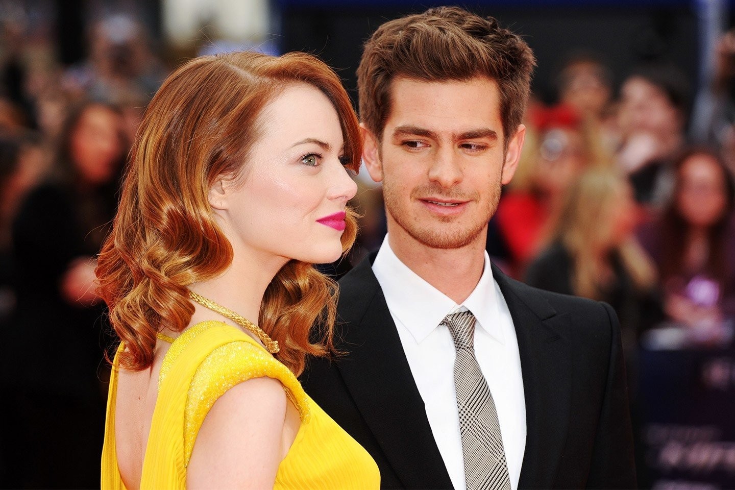 andrew-garfield-emma-stone.jpg andrew-garfield-emma-stone.jpg