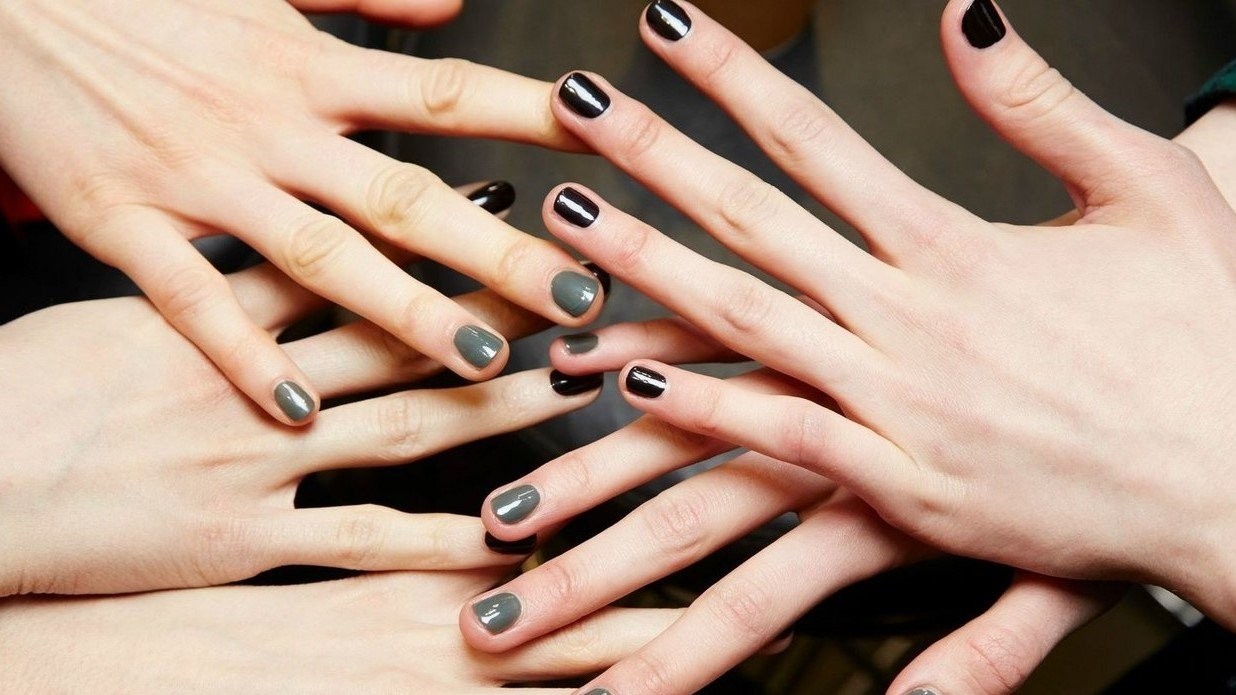 dark-nail-polish-2.jpg