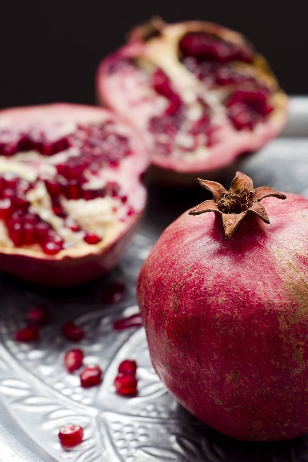 pomegranates-vogue-11nov14-rex-b.jpg