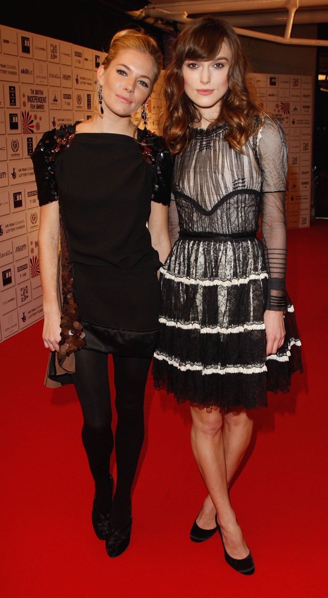 sienna-miller-keira-knightley-1533745008.jpg sienna-miller-keira-knightley-1533745008.jpg