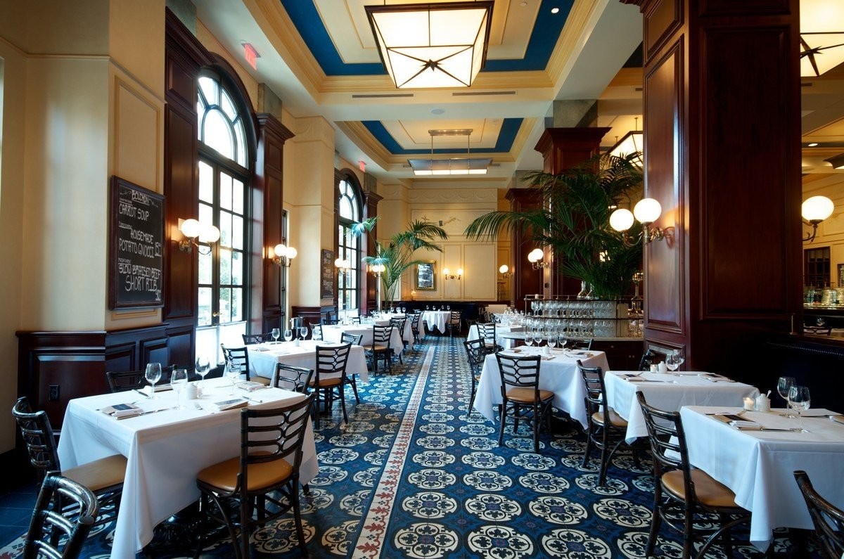 bouchon-vegas-restaurant-diningroomwide-ctkrg.JPG