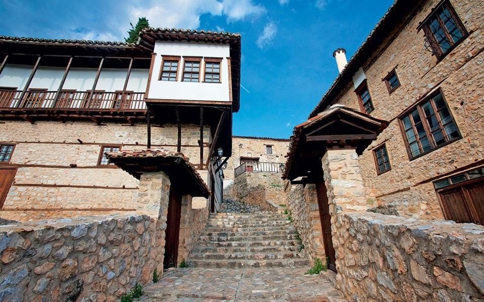 paliapoli.jpg paliapoli.jpg