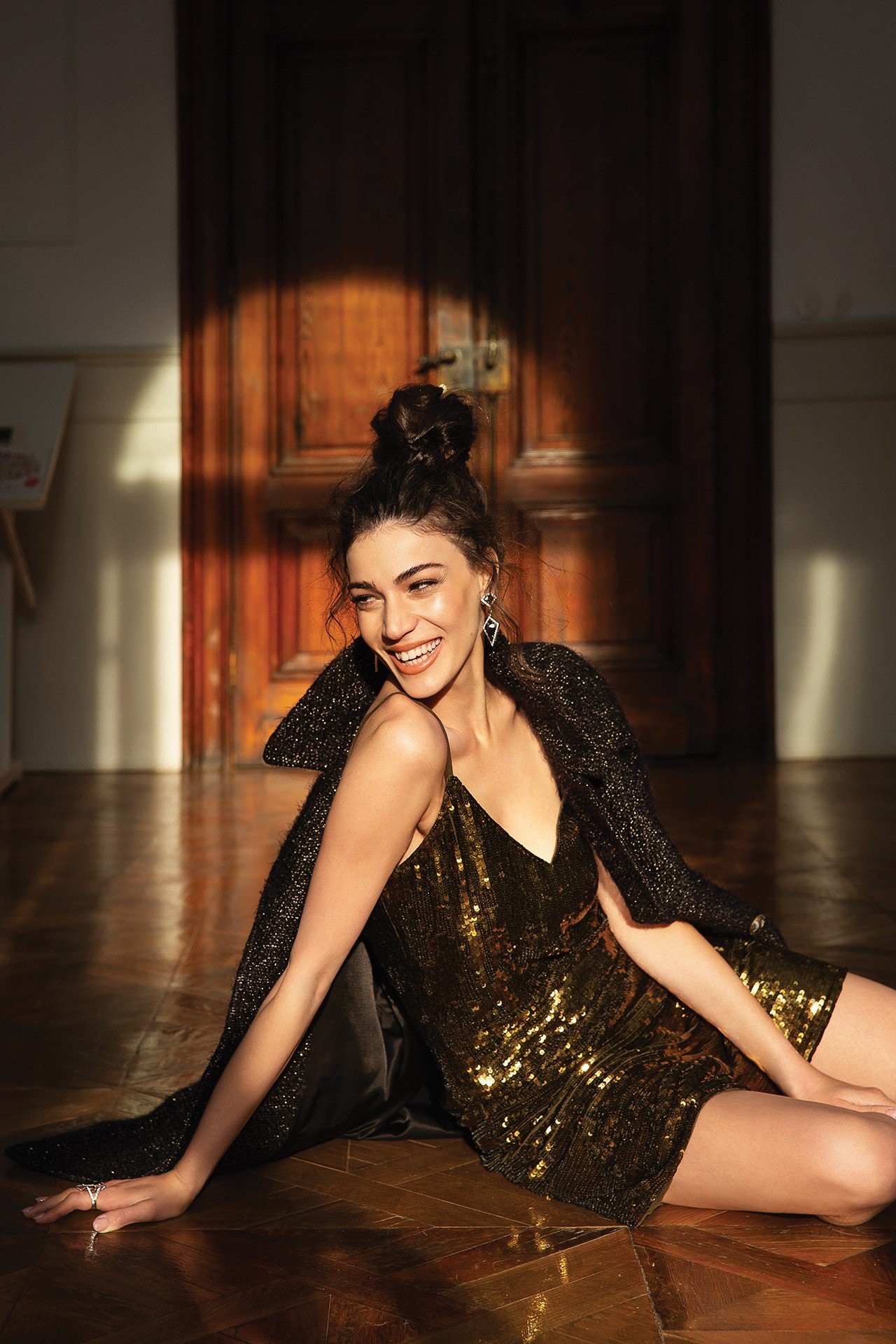 adamou024.jpg adamou024.jpg