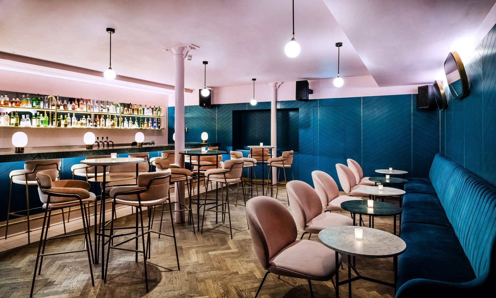 clerkenwell-grind-biasol-restaurants-bars-interiors-london-uk-dezeen-2364-col-3-1704x1024.jpg