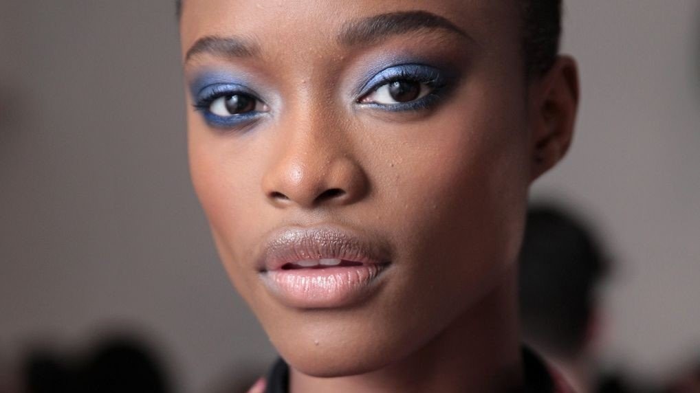 carolina-herrera-aw18.jpg carolina-herrera-aw18.jpg