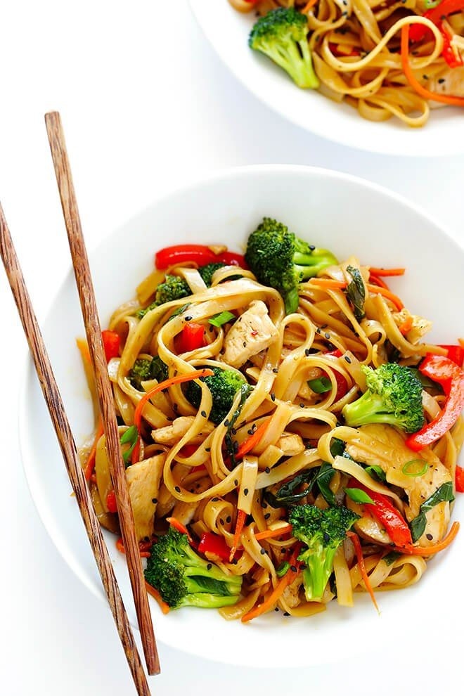 30-minute-chicken-noodle-stir-fry-2.jpg