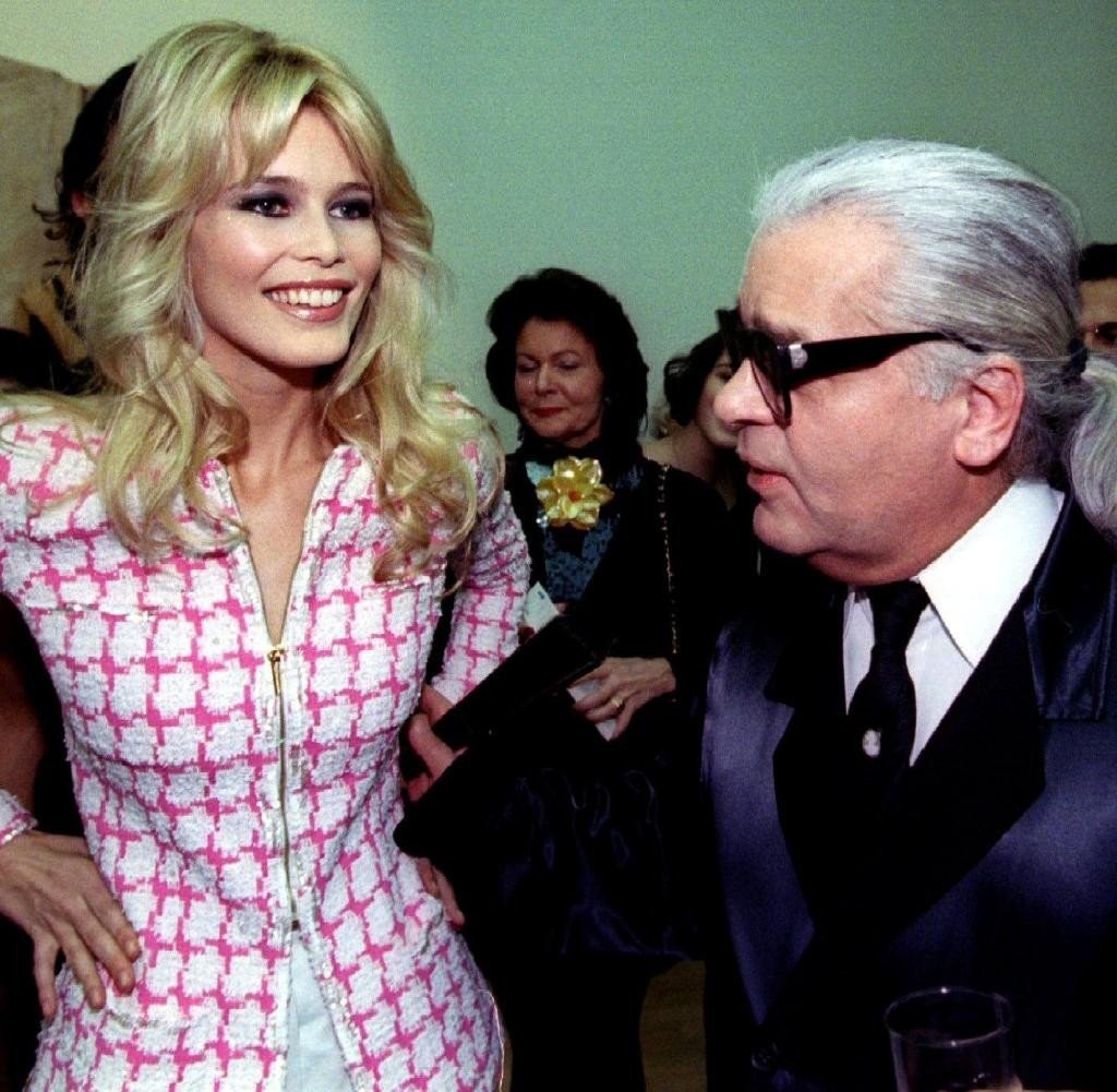 claudia-schiffer-r3An2.jpg claudia-schiffer-r3An2.jpg