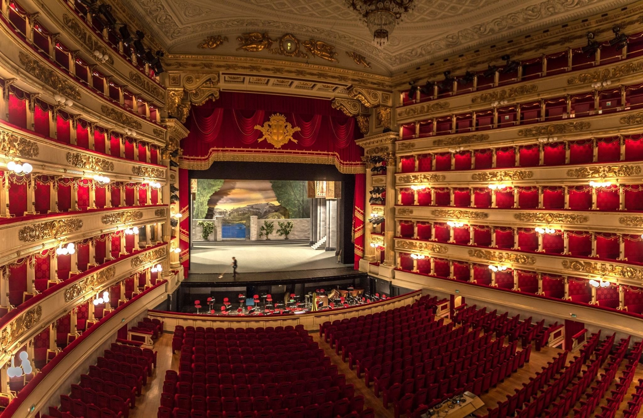 teatro-alla-scala-italy-l.jpeg