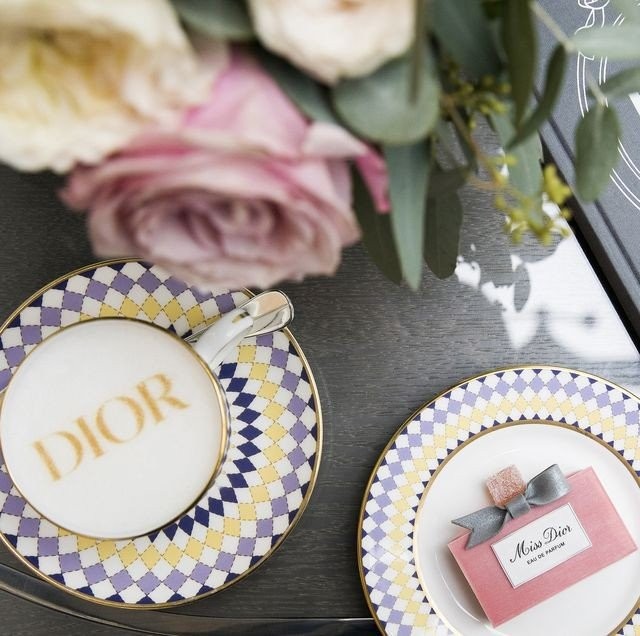 dior-afternoon-tea.jpg