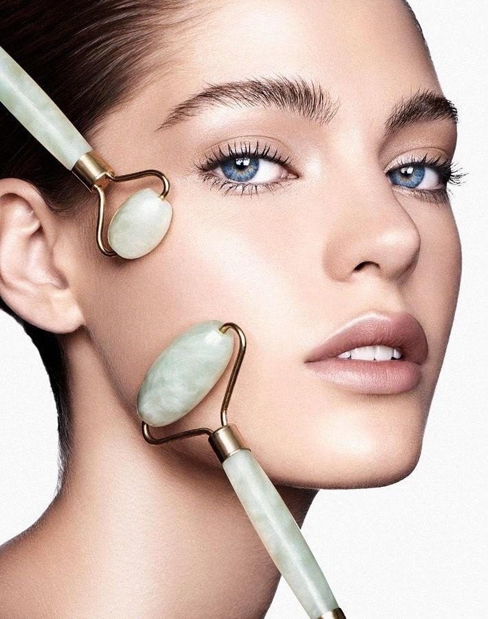 jade-roller-1024x1024.jpg
