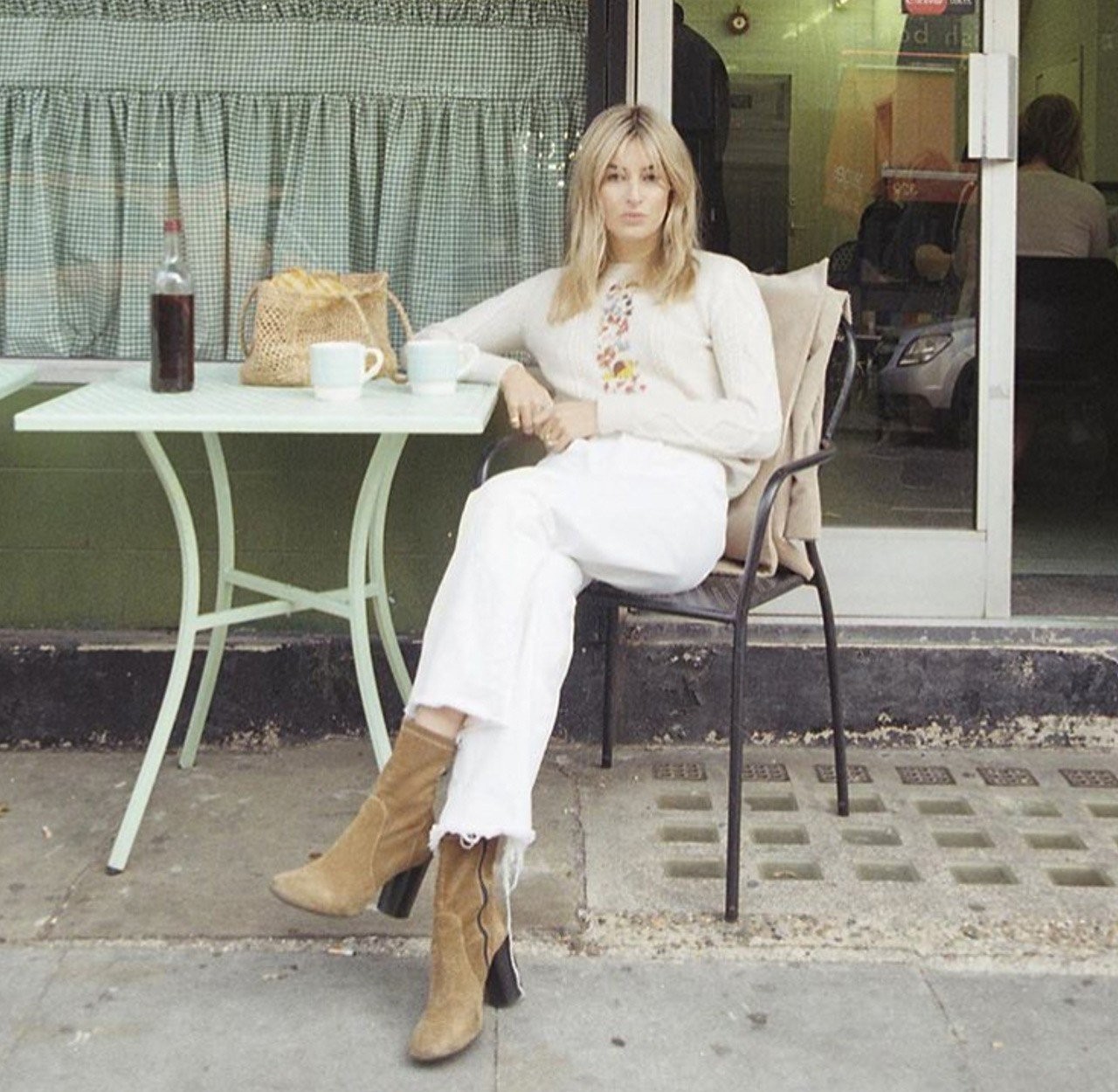 french-girl-closet-2.jpg french-girl-closet-2.jpg