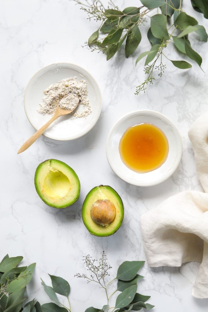 exfoliating-avocado-face-mask1.jpg