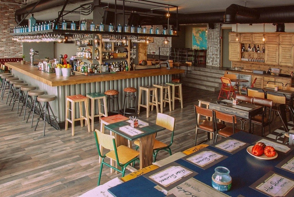 italika-estiatoria-thessaloniki-high-school-pizza-bar.jpg