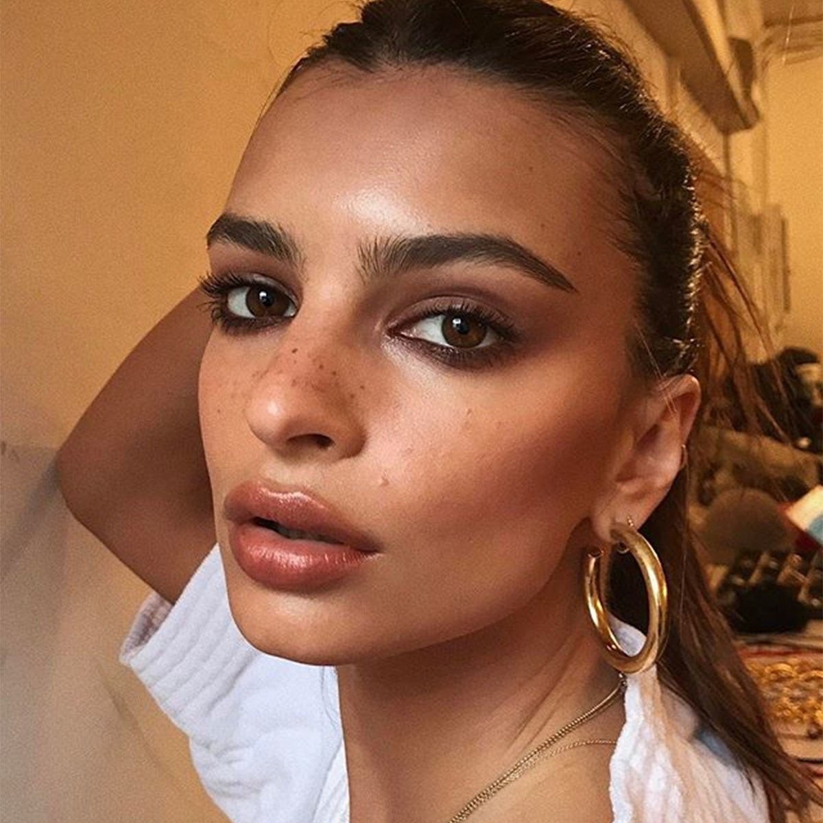 emrata2.jpg