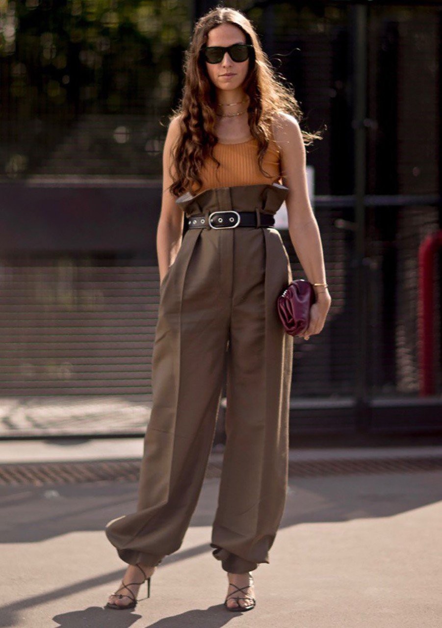 how-to-wear-loose-pants-10.jpg
