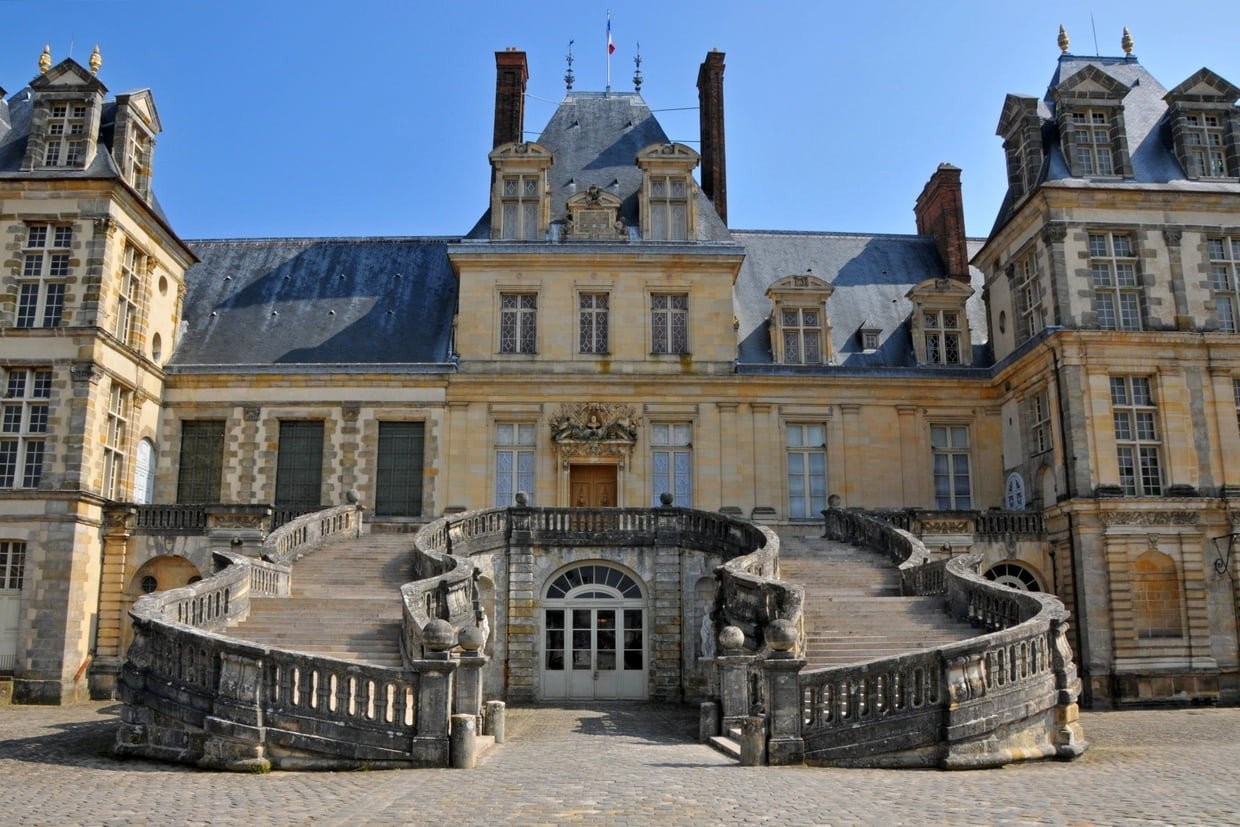 chateau-de-fontainebleau.jpg