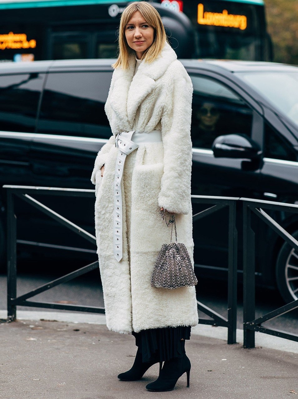 how-to-wear-coat-4.jpg