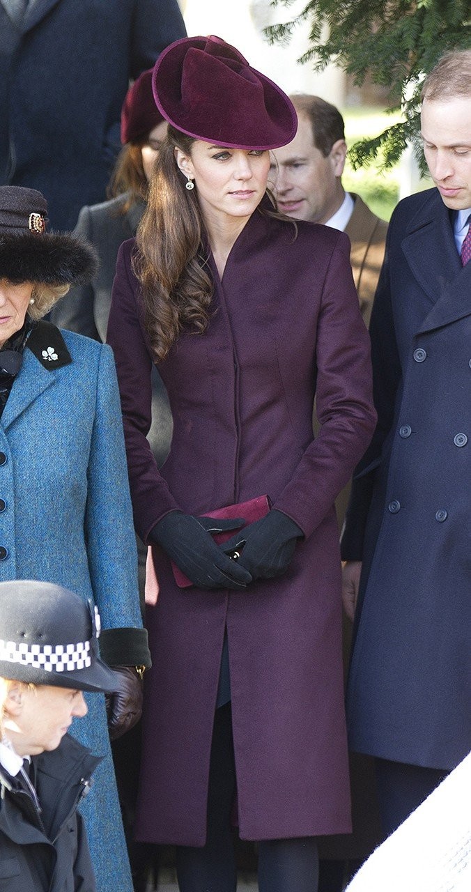 kate-middleton-christmas-looks-2.jpg