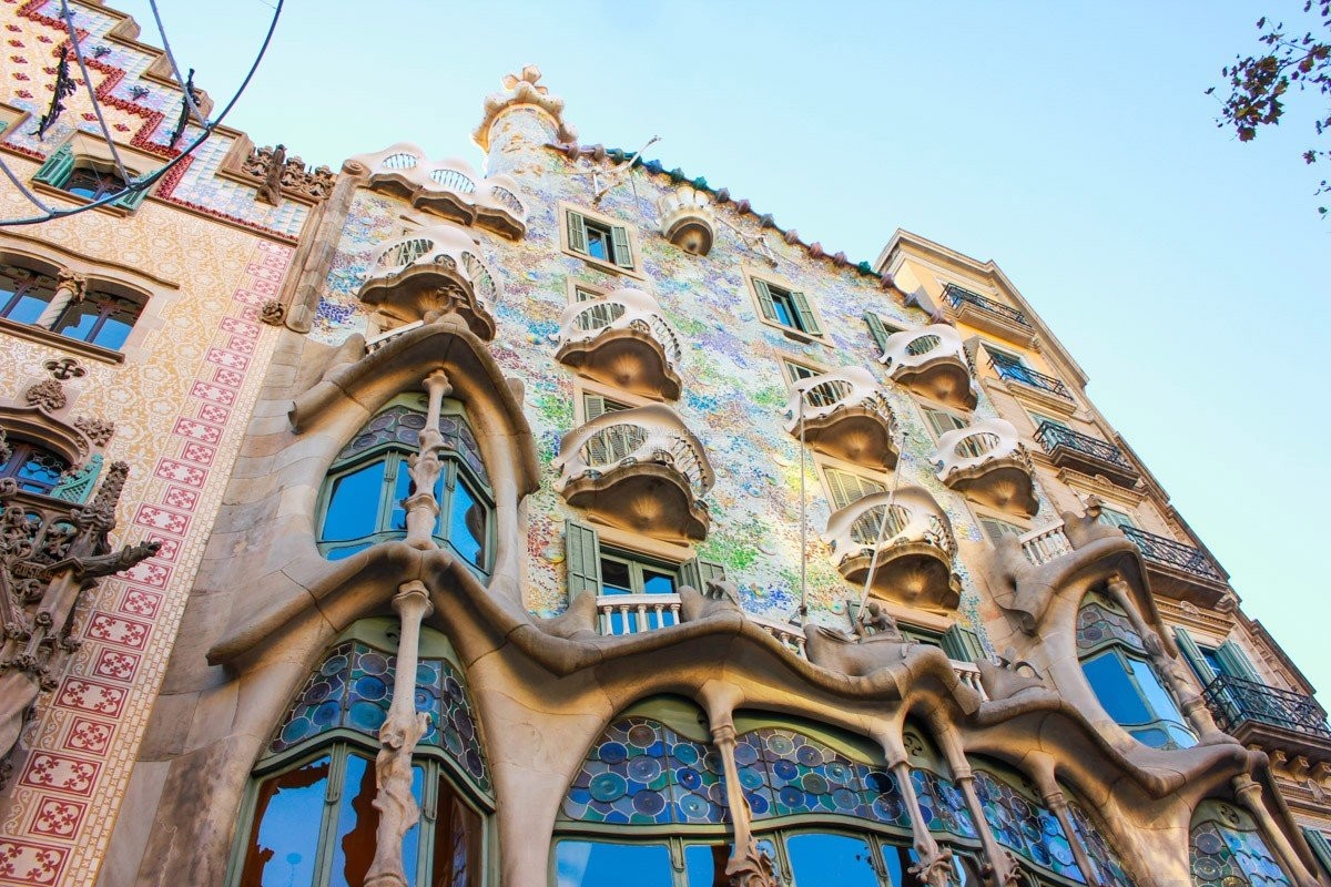 casa-batllo-gaudi-01.jpg