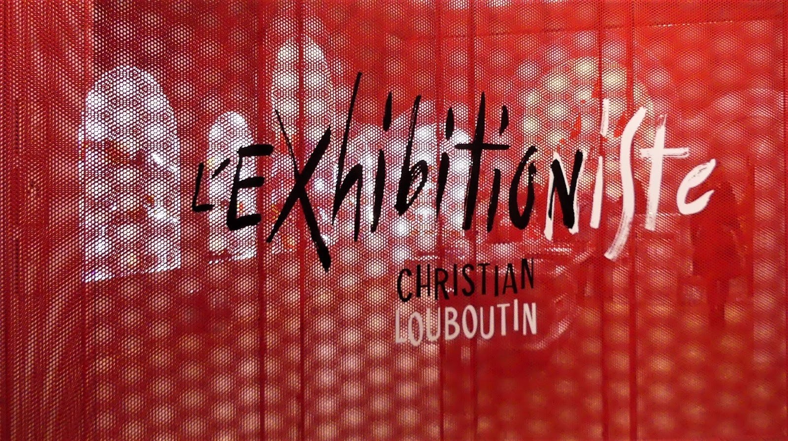 christian-louboutin-lexhibitionniste.jpg