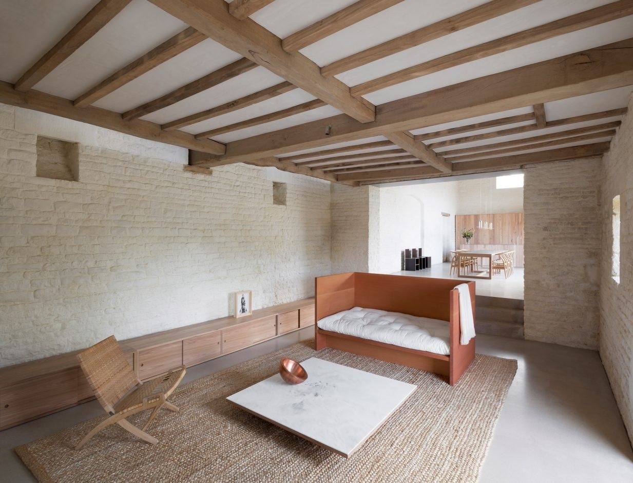 home-farm-john-pawson-british-architecture-photo-gilber-mccarragher-dezeen-2364-col-3-1233x940.jpg