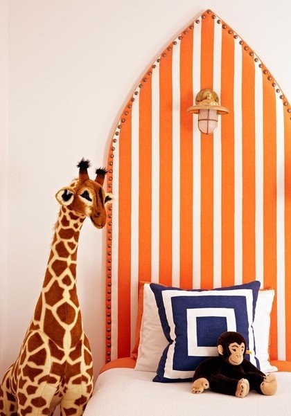 giraffe-orange-headboard.jpg
